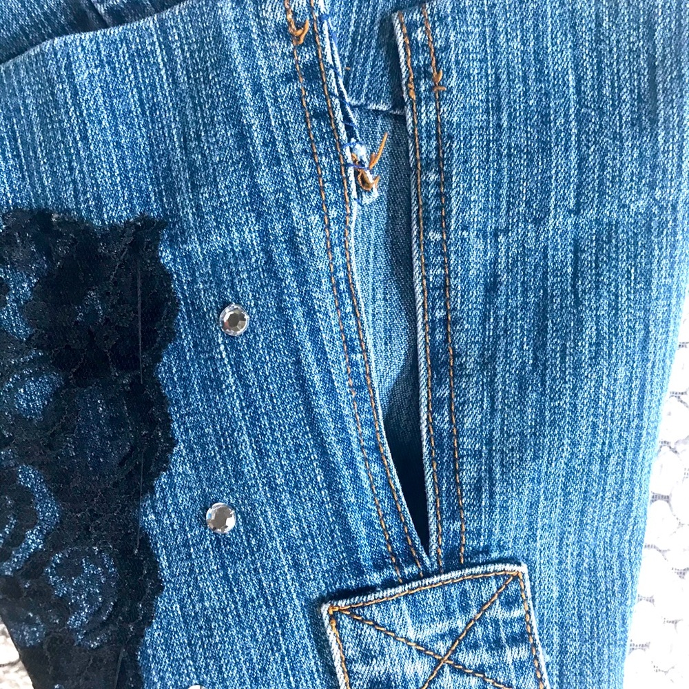 Bubble Gum Jeans - Picture 4 of 7